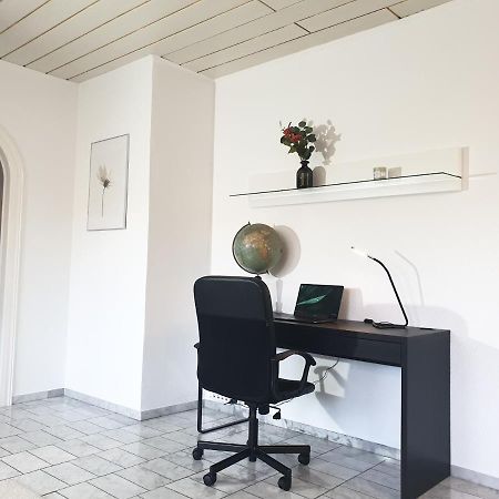 Grosse 130Qm Ferienwohnung Mit Whirlpool Sulzbach  外观 照片